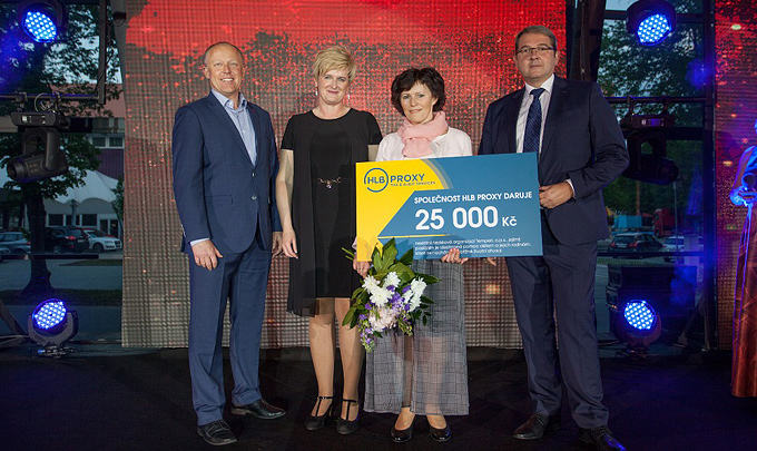 25 000 Kč for help families in need